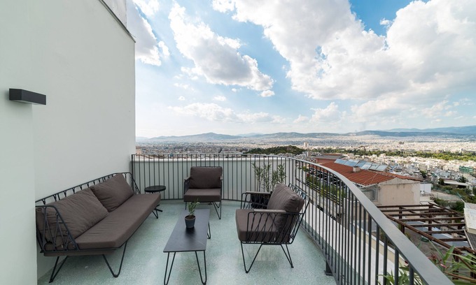 Neapoli Apartamento | Zoia House-The Hill no. 4 by JJ Hospitality-