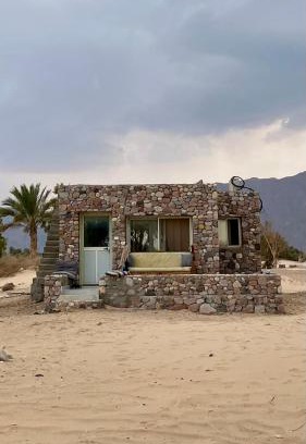 Wasit Otro | Zoola beach camp & Eco lodge