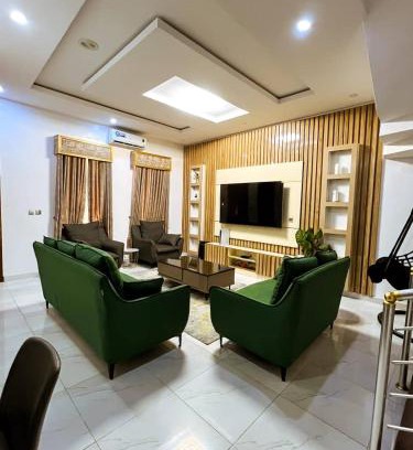 Ajah Apartamento | Zorah's House & Luxury Apartment