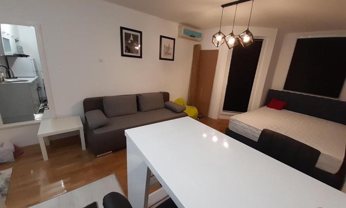 Novi Beograd Apartamento | Zorz