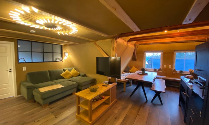 Burg-Dorf Apartamento | Zum Kahnschuppen - Haus Stenzinger