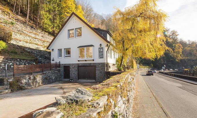 Monschau Apartamento | Zur Altstadt 3 - modern apartment just a few minutes' walk from the historic old town