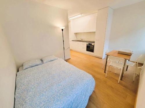 Gewerbeschule Apartamento | Zurich City Center Apartments next to Zurich HB Main Train Station LA - Self Checkin