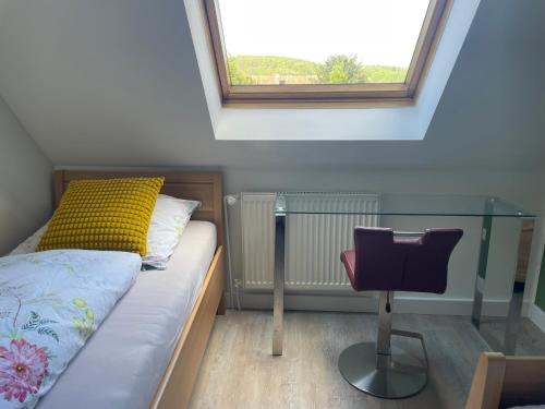 Borgholzhausen Casa | Zwei Zimmer, Küche, Bad