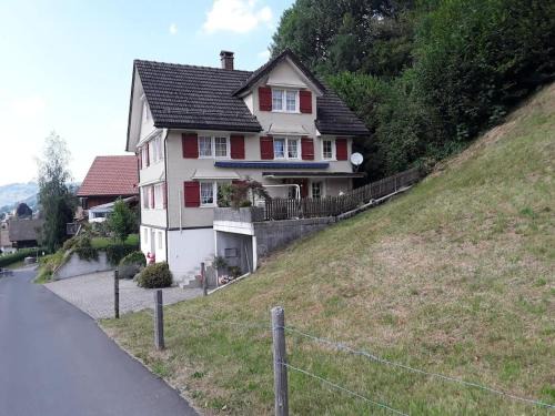 Neu St Johann Apartamento | Zwinglis Ferienwohnung Rosi
