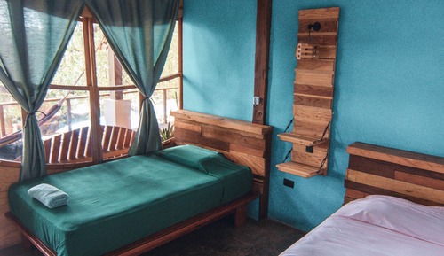 Cozy Room For 2 in the tree (7)