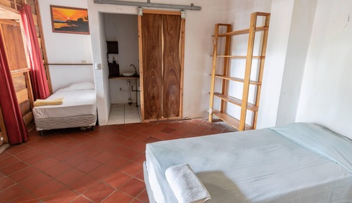 Habitación cuádruple (11)
