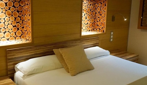 Habitación con 1 cama doble o 2 individuales