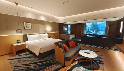 Suite Grand, vistas al lago (Hot Pool)