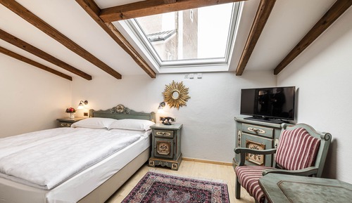 Habitación estándar con 1 cama doble o 2 individuales