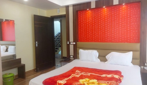 Superior Double Room, City View