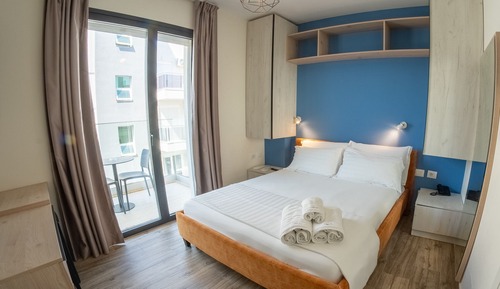 Habitación doble, balcón
