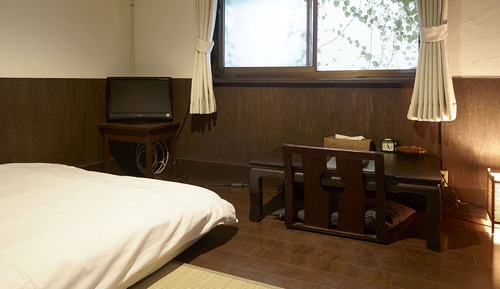 Habitación tradicional doble, 1 cama individual grande (For 1 people,Check in time 4pm-10pm)