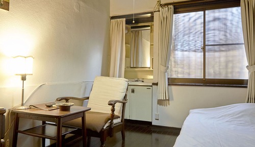 Habitación económica doble, 1 cama individual grande (For 1 people, Check in time 4pm-10pm)