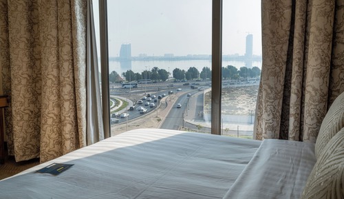Estudio presidencial, 1 cama de matrimonio grande, cocina, vistas al mar (Majestic)