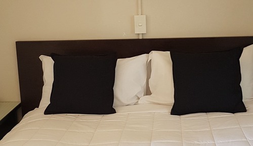 Estudio, 1 cama de matrimonio
