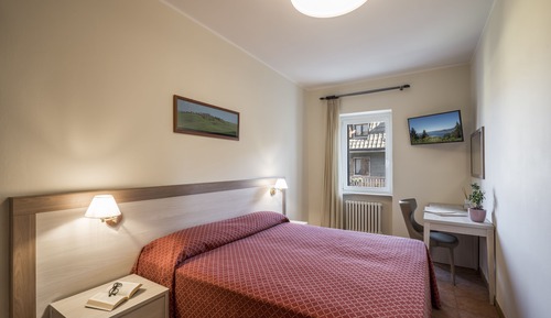 Habitación estándar con 1 cama doble o 2 individuales
