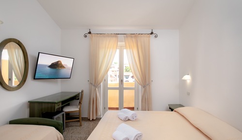 Habitación triple estándar
