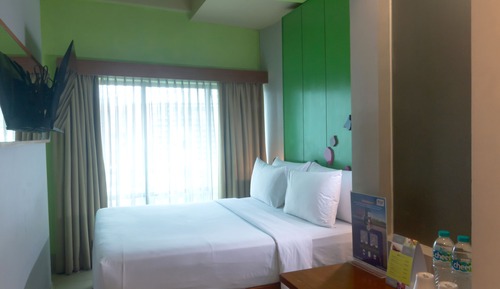 Habitación (Max Happiness)