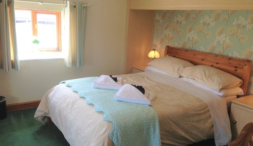 Casa de campo, accesible para personas con discapacidad, baño privado (Swallow Barn)