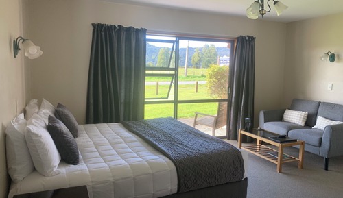 Estudio, 1 cama de matrimonio grande