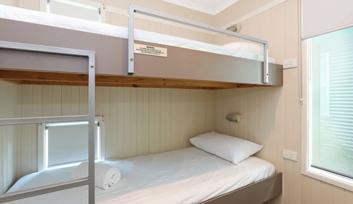Villa Deluxe (- Sleeps 4 - Dog Friendly)
