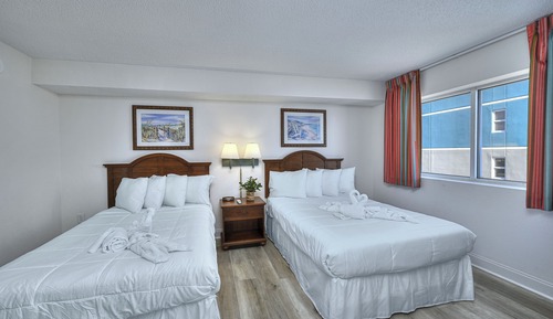 Condo, 2 Bedrooms, Oceanfront (706)