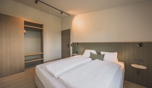 Apartamento, baño privado ( Apt.L mit Balkon/Garten)