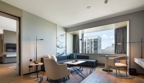 Suite Deluxe, 1 cama de matrimonio grande, vistas a la ciudad
