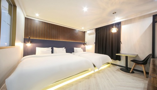 Habitación Business con 2 camas individuales