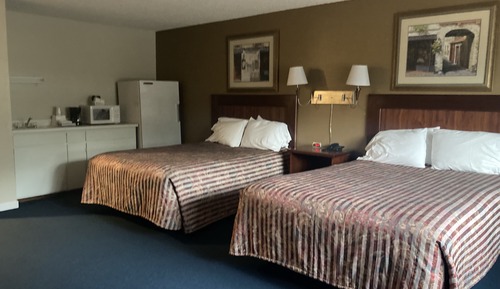 Habitación, 2 camas de matrimonio, no fumadores (Efficiency)