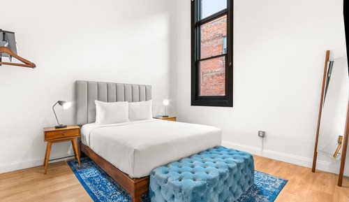 Suite, 1 cama de matrimonio con sofá cama