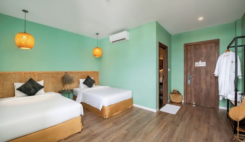 Habitación superior con 1 cama doble o 2 individuales