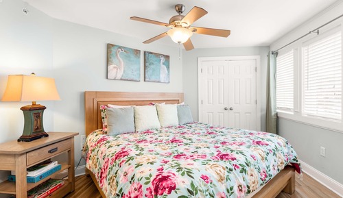 Apartamento, varias camas, acceso a la piscina (Captains Watch 8 - No Pets Allowed)