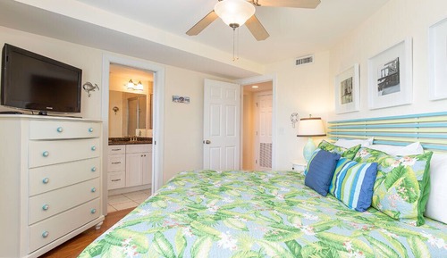 Apartamento, varias camas, acceso a la piscina (Captains Watch 9 - No Pets Allowed)
