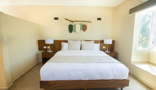 Habitación básica, 1 cama de matrimonio grande