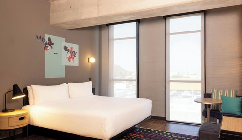 aloft, Habitación, 1 cama de matrimonio grande