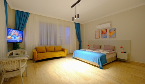 Habitación Deluxe, 1 habitación, balcón, vistas a la piscina
