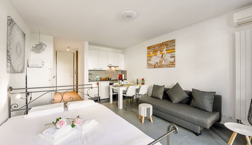 Estudio familiar (Holiday Home With Pool In Agno)