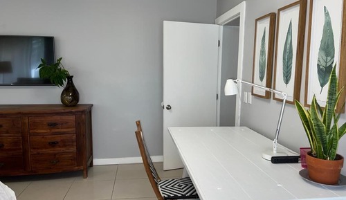 Casa familiar, 3 habitaciones, no fumadores, piscina privada