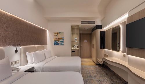 Habitación estándar, varias camas, balcón