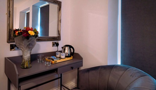 Habitación clásica con 2 camas individuales