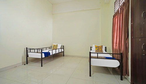 Habitación con 2 camas individuales