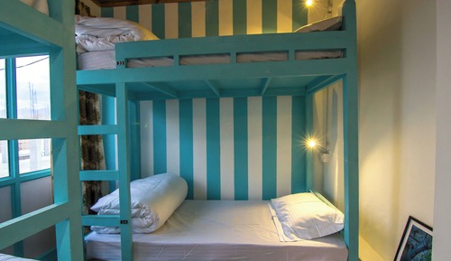 Dormitorio compartido estándar, dormitorio mixto