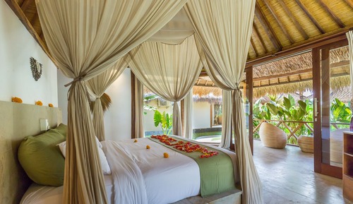 Habitación exclusiva, 1 cama de matrimonio grande, vistas a la piscina
