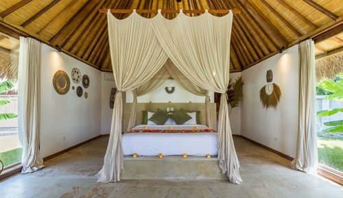 Habitación exclusiva, 1 cama de matrimonio grande, vistas a la piscina