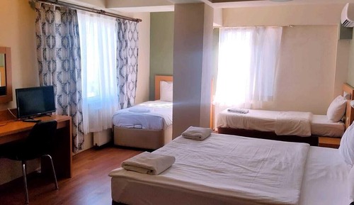 Habitación cuádruple estándar