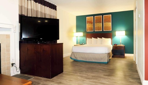 Suite estudio, 1 cama de matrimonio, accesible para personas con discapacidad, no fumadores