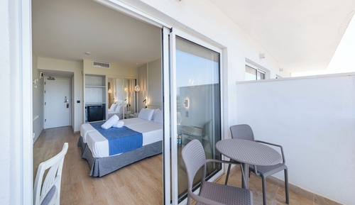 Habitación estándar doble, balcón