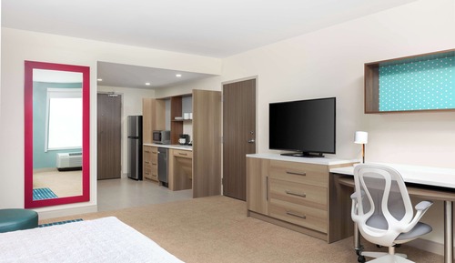 Suite estudio, 1 cama de matrimonio grande, accesible para personas con discapacidad, bañera